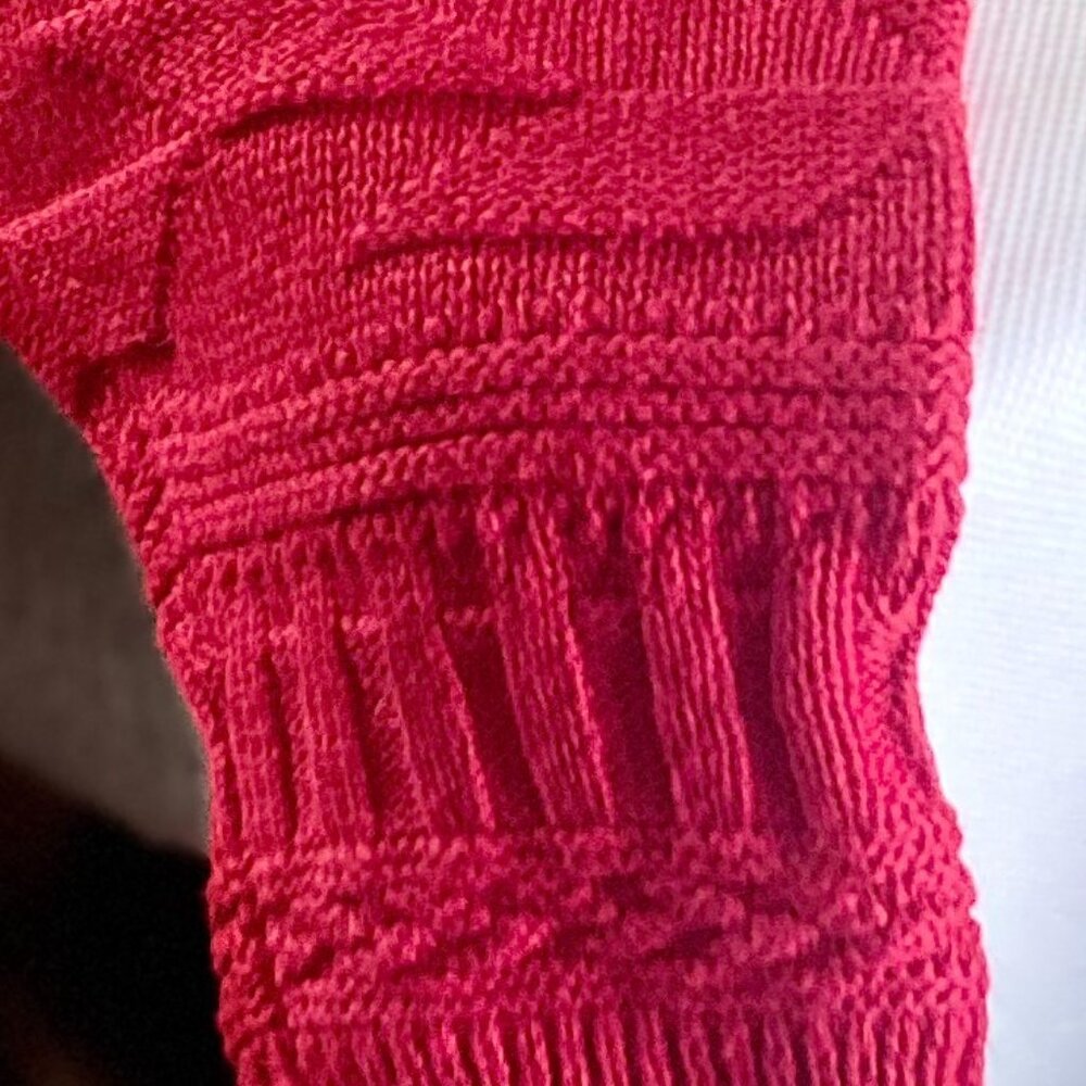 Red CrewNeck Sweater - Picture 4 of 10